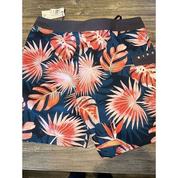 Rip Curl Cargo Board Boys Shorts Swim Trunks. Size 32. NWT. 4 - Picture 5 of 6
